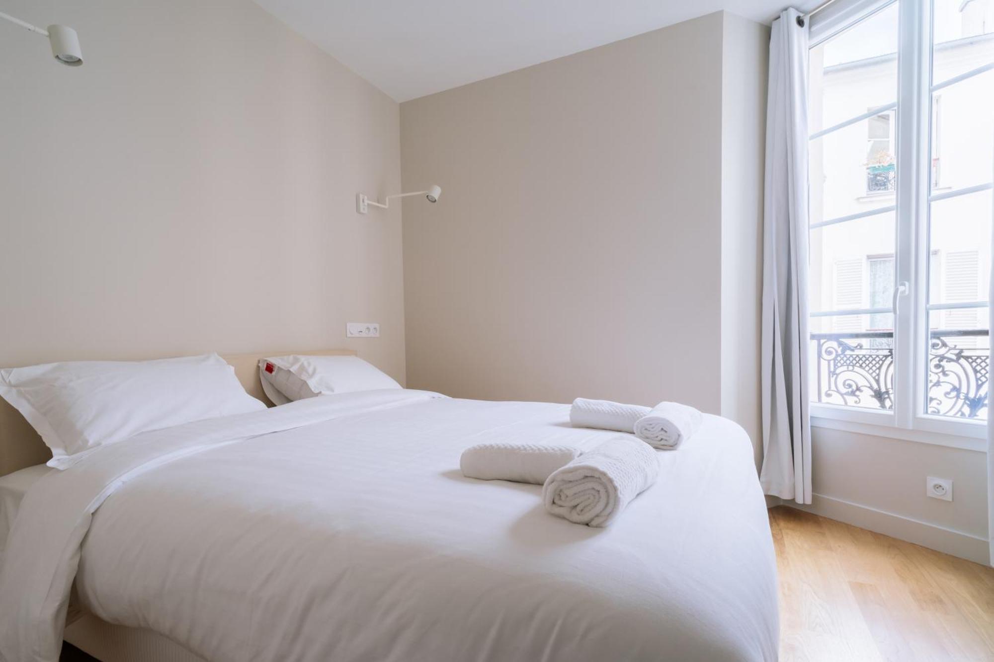 Appartement Welcoming 1 Bedroom In Parijs